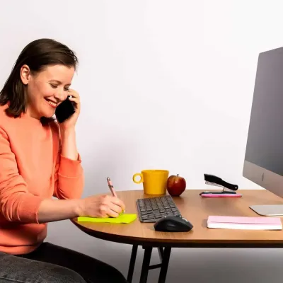 people-working-phone-white1 people-working-phone-white1